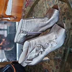 Louise et Cie Lo-Haze Metallic Ruffled Peep Toe Booties